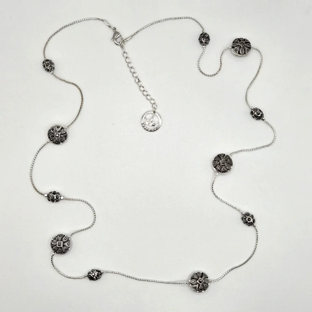 Vintage Trifari Necklace Silvertone Medallion Charm Long Chain Classic Retro 30